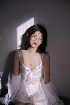 数码宝贝: